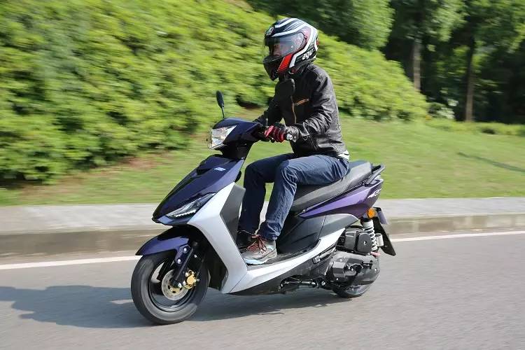 林海酷喜110踏板测评,林海踏板车175测评