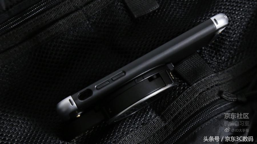 遮挡手机镜头的手机壳测评,自带镜头保护的手机壳好用吗