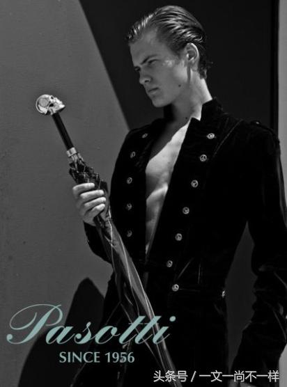 一把伞撑出花花世界，不开劳斯莱斯雨中照样傲娇走