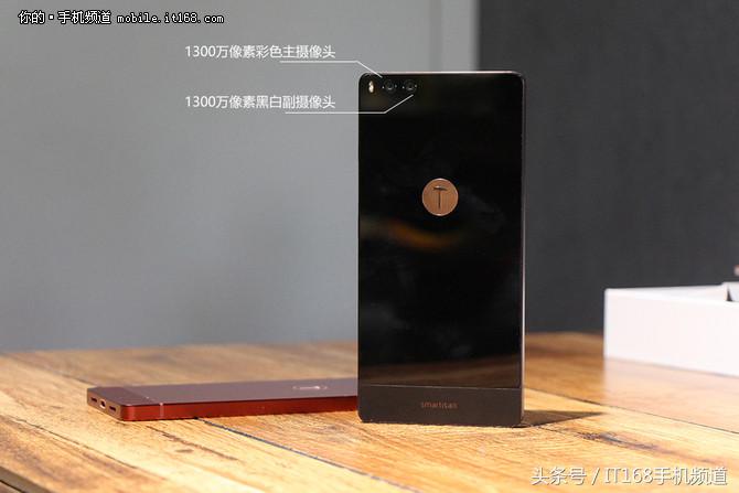 可能是坚果Pro最详细的体验：这手机好不好看完就知道了