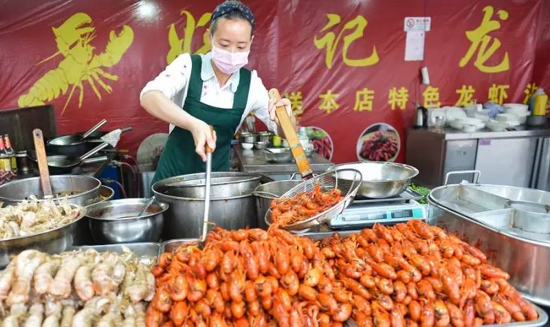 撸起袖子吃大席,撸起袖子吃海鲜
