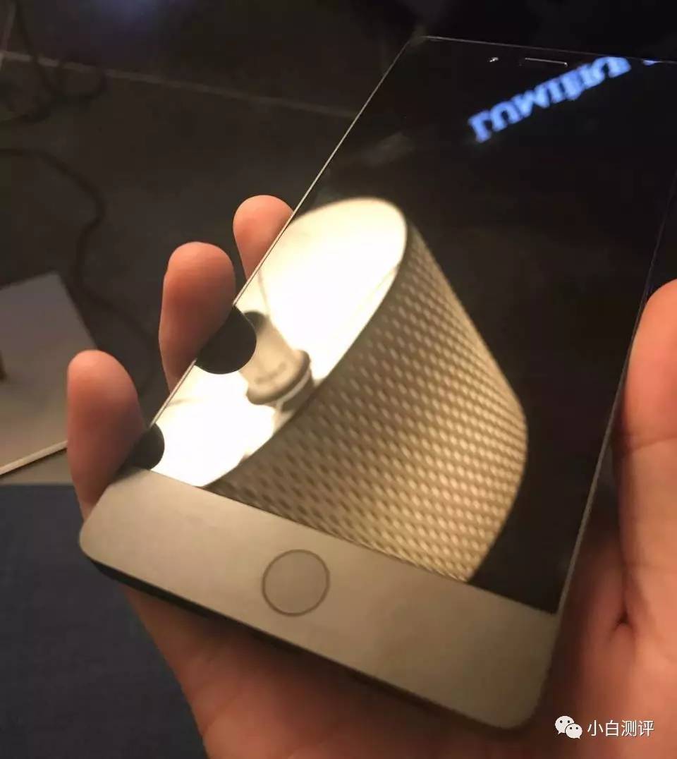 1499起关于坚果Pro你想知道的都在这（小白开箱）