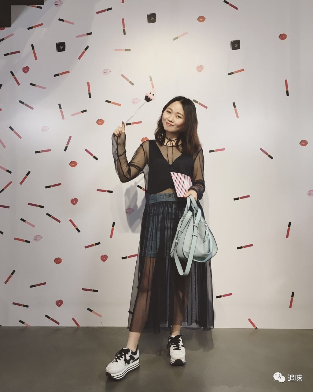 如果一年只能买一双跑鞋怎么选,如果一年只买一个包你会买哪个