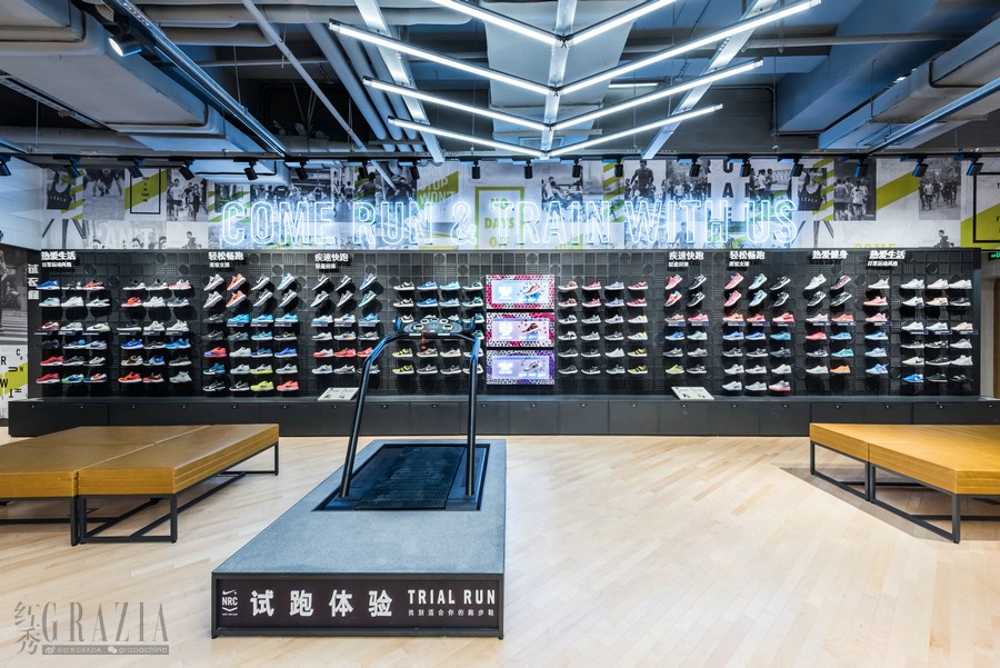 上海耐克体验店,上海耐克世贸旗舰店