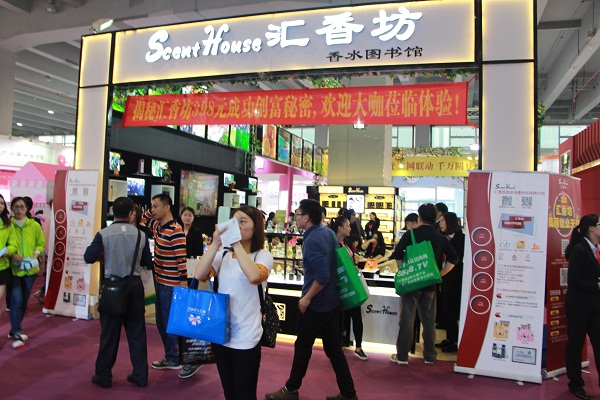 化妆品销售业绩提升详细方案,化妆品品牌如何提高销售业绩