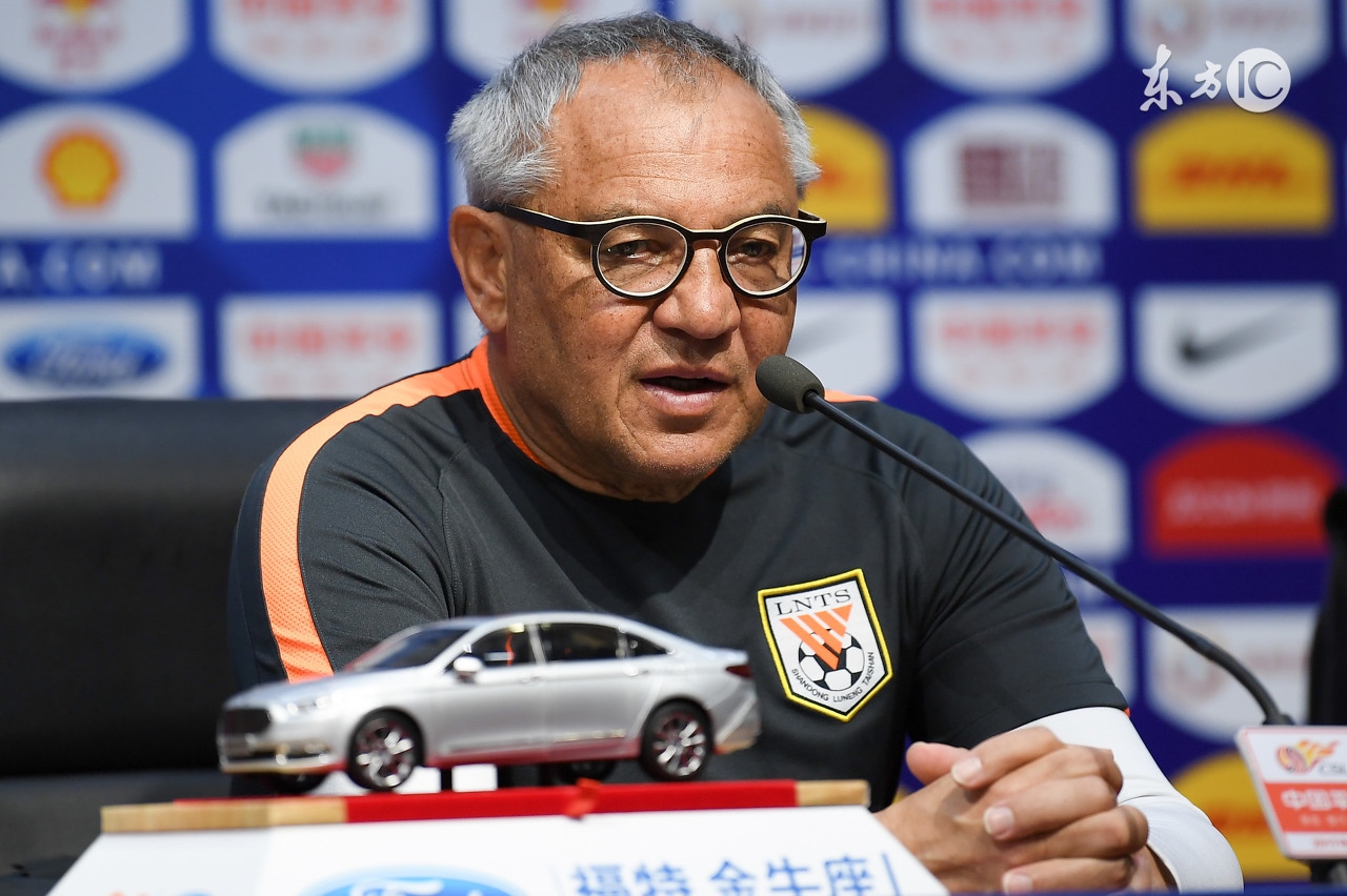 你爱延边富德吗?520请你来到现场为为球队助威登“泰山”