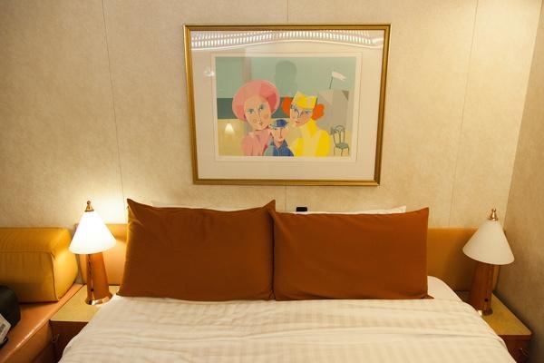 坐着豪华游轮,坐着邮轮看世界