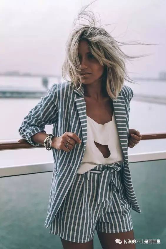 欢乐颂里面的红色外套,欢乐颂礼盒装