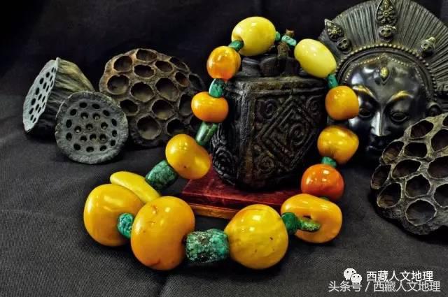 透过蜜蜡在藏地的使用，看*藏西**文化一角