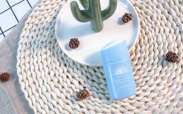 12款热门防晒测评这几款晒不黑,热门防晒实测哪一款更适合你必看