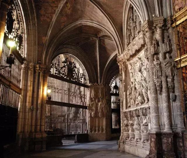 西班牙的古迹有哪些,西班牙有哪十大名胜景点