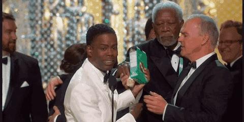 摩根弗里曼获得奥斯卡哪年,摩根弗里曼得过几次奥斯卡