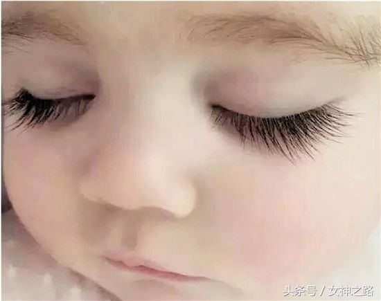 防晕染,不结块,李荣浩都能刷出卡姿兰大眼睛的睫毛膏