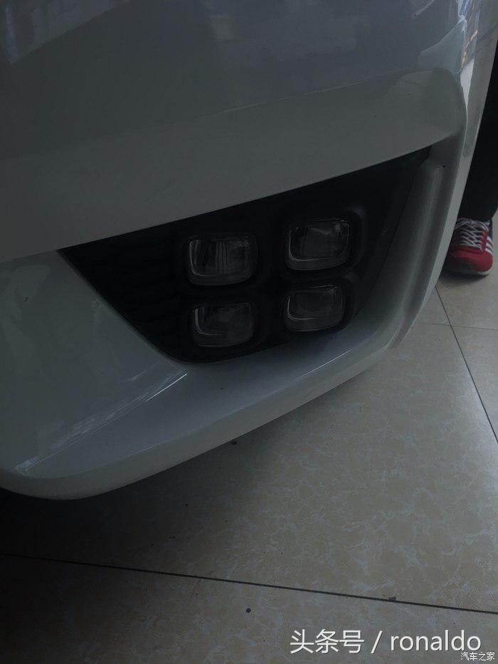 新款飞度原厂日行灯,飞度改装野马大灯套件没有日行灯