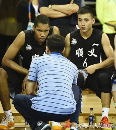 中国体坛黑人混血球员，多是孤儿和单亲，梦想披上国家队战袍