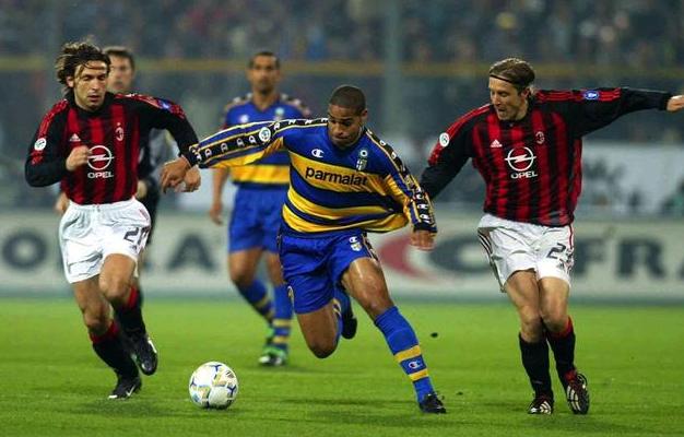 巴西足球巨星逝世,去世的巴西足球传奇巨星