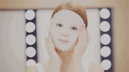 今天你敷面膜了吗图片,敷式面膜和贴式面膜效果一样吗