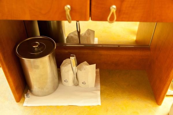 坐着豪华游轮,坐着邮轮看世界