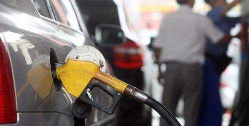 众泰sr9新款车型,17年众泰sr92.0t自动挡最高配价