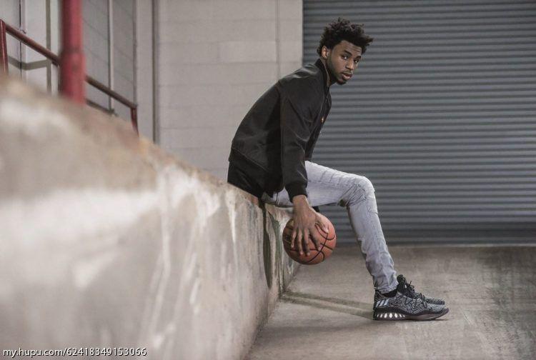 低帮球鞋适合哪类球员,现在低帮很火的鞋