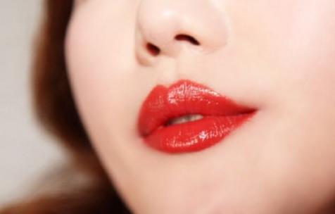 dior魅惑釉唇膏掉色 (dior魅惑釉唇膏真伪)