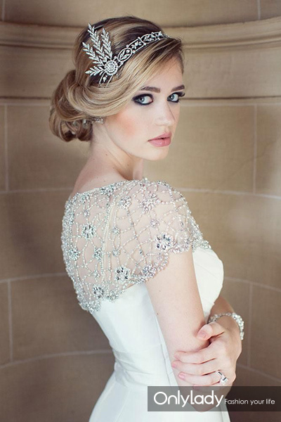 头发上的装饰发夹,头发上的装饰钻石