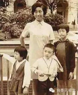 星爷，我为你泪流满面！（内附3D环绕音乐）