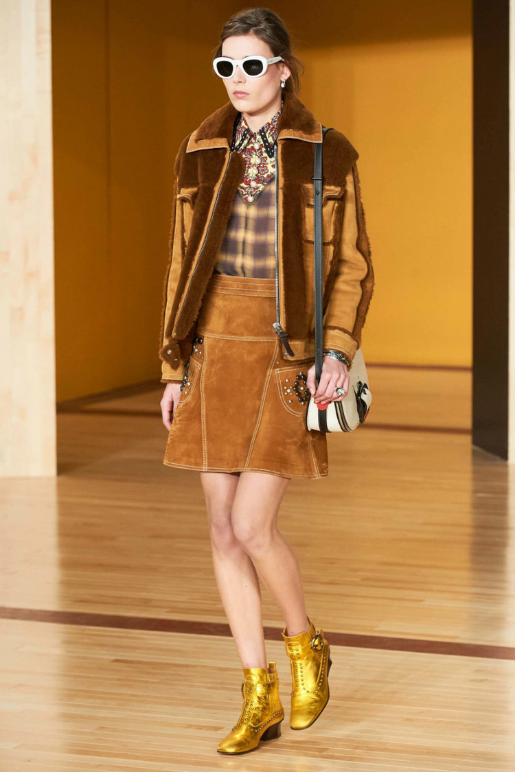 你以为只会做包的Coach，人家的衣服早就美翻天了！