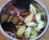 自家做煲仔饭最正宗的做法,自制煲仔饭旅游携带方便