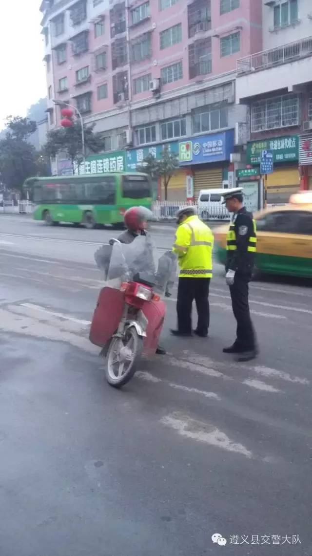 为什么摩托车总是被交警查,摩托车为啥严查