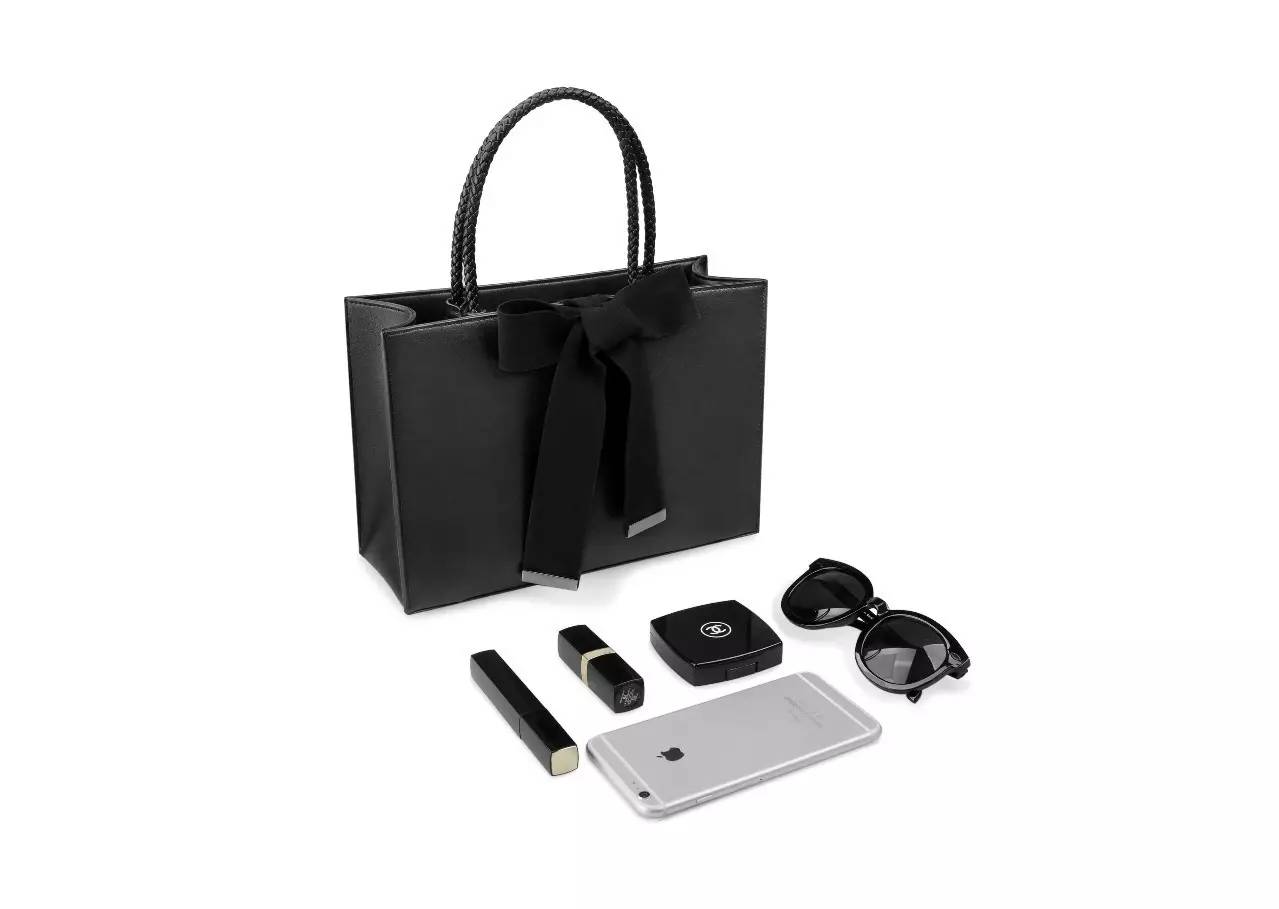 适合入手的入门级奢侈手袋,去繁从简的极简魅力