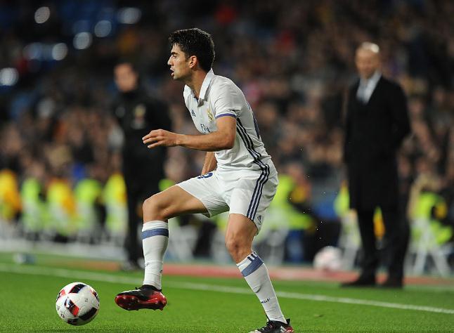 小西蒙尼经典进球,足坛父子兵