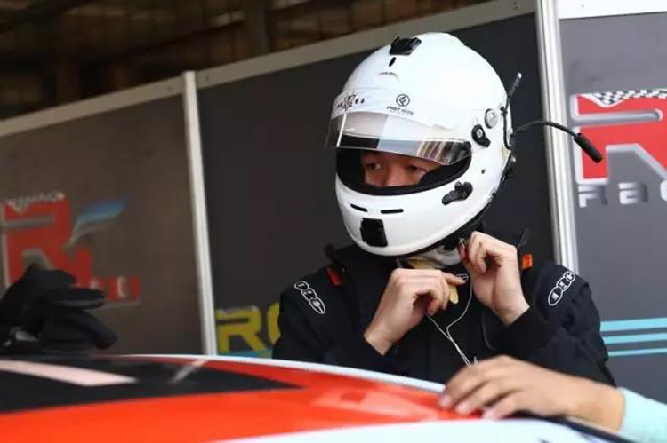 来自车网联盟RCR车队一名车手的自述