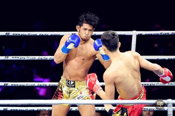 播求邱建良一战,邱建良和播求搏击比武