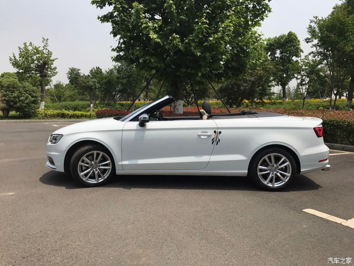 奥迪a32022款两厢,奥迪a345tfsi