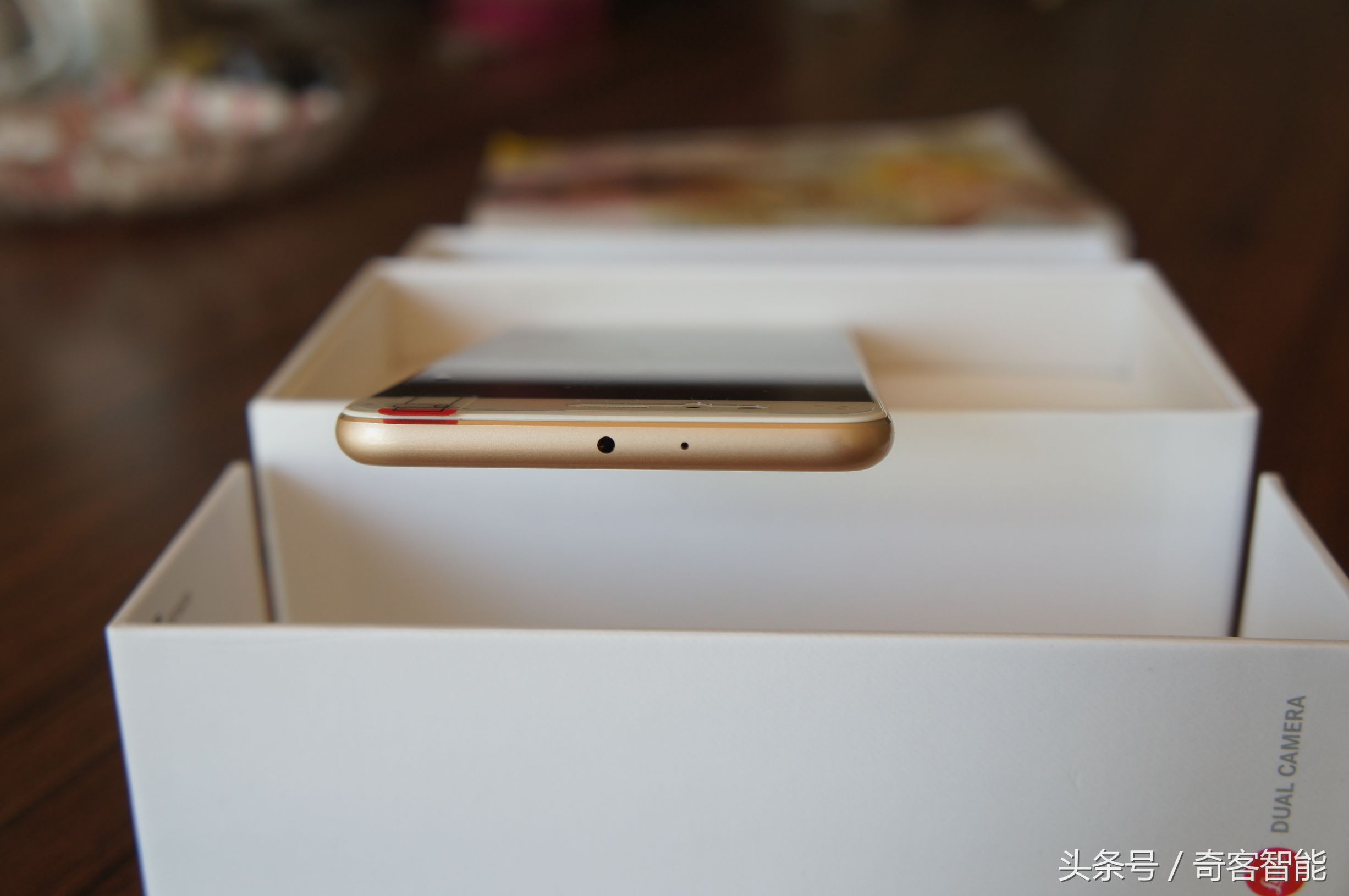 华为p10plus钻雕金,华为p10plus现在还值得买