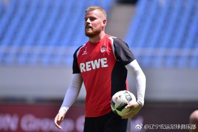 科隆备战德甲联赛视频,科隆队入场