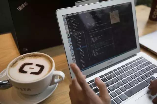 鍜栧暋椁愰ギ鍒涗笟缁忛獙,浠庨樋閲屽钩鍙扮湅鐢靛晢鍙戝睍