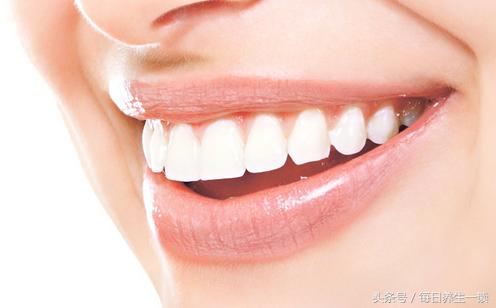 教你一招修复牙齿,牙齿偏黄怎么美白生活小妙招