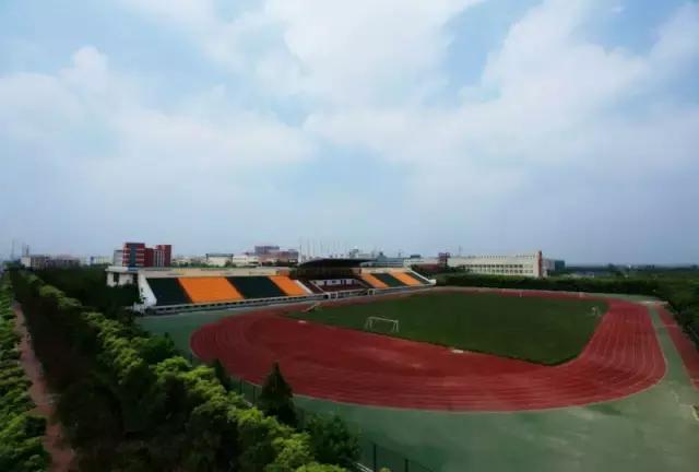 前巴萨球员,巴萨引进的四位球员