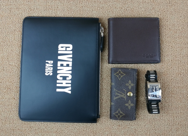 givenchy狗头包,纪梵希狗头手包正品多少钱