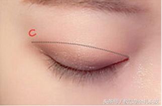 比较显气质的扎发型的教程,特别好看有气质的一款半扎发型