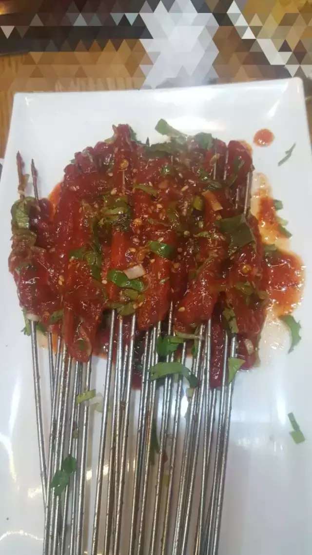 大连看球的烧烤店联胜街,大连足球迷玩的地方