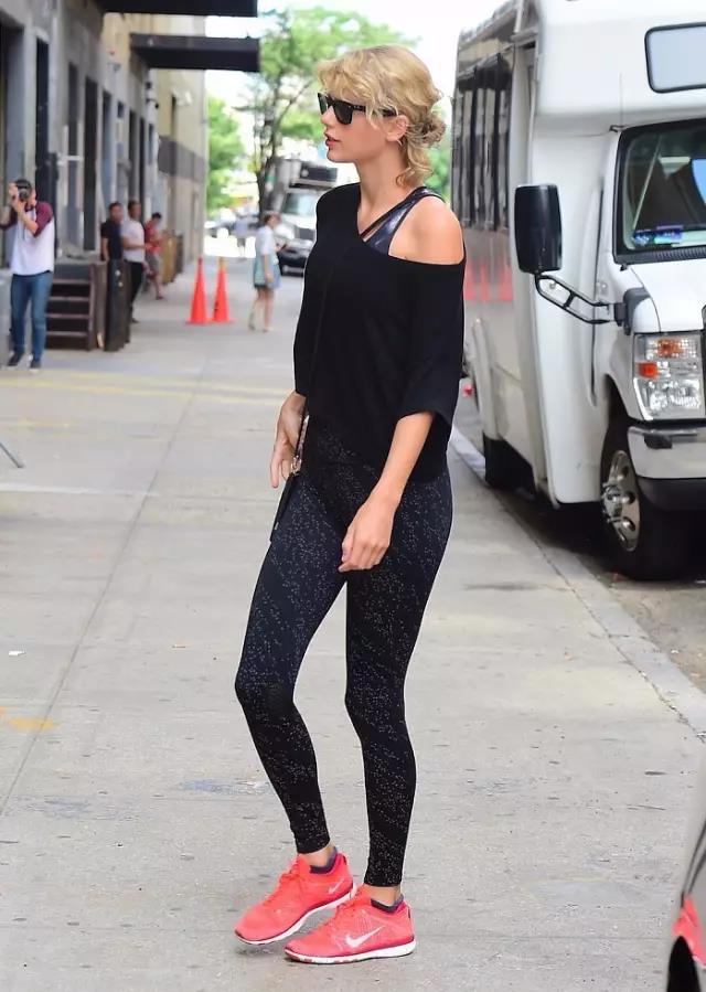 今年很火的小粉鞋,今年流行的小粉鞋