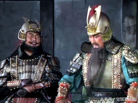 关羽爱他母亲，张飞杀他父亲，曹操当他后爹，他当曹睿佞幸