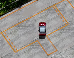 倒车入库车身不正如何修正方向盘,如何摆正车身倒车入库