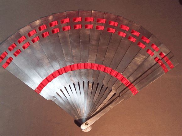 世界奇葩防身武器,世界上奇葩的武器