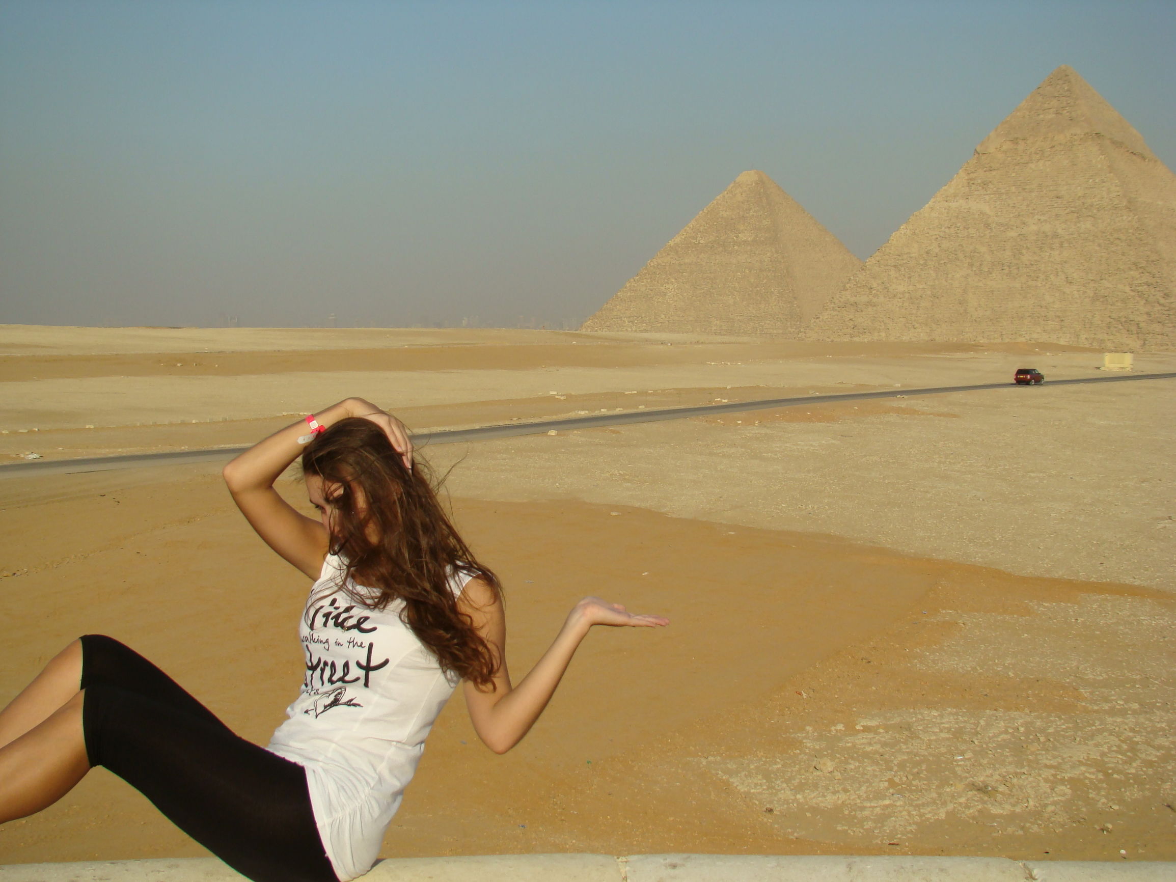 埃及三大著名的金字塔,埃及金字塔探秘纪录片