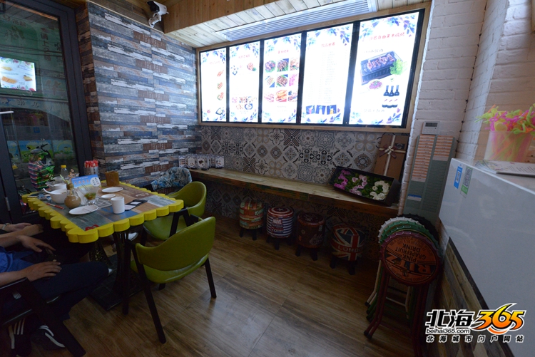 美丽的越南沙巴小镇,越南风情海洋小镇