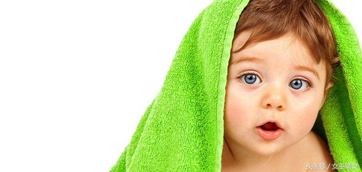 宝宝脸上长像扁平疣的疙瘩,宝宝脸上长小颗粒是丝状疣吗